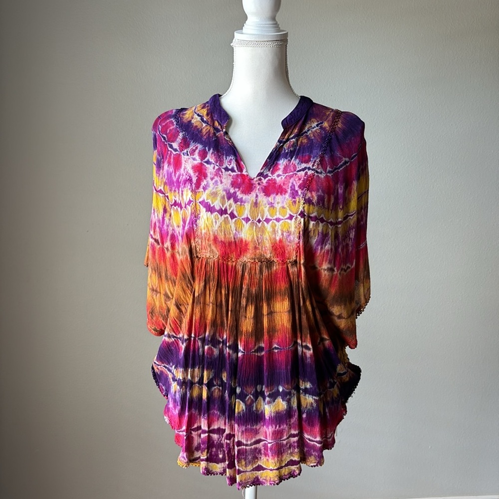 Simi | Circular Tie-Dye Embroidered Top